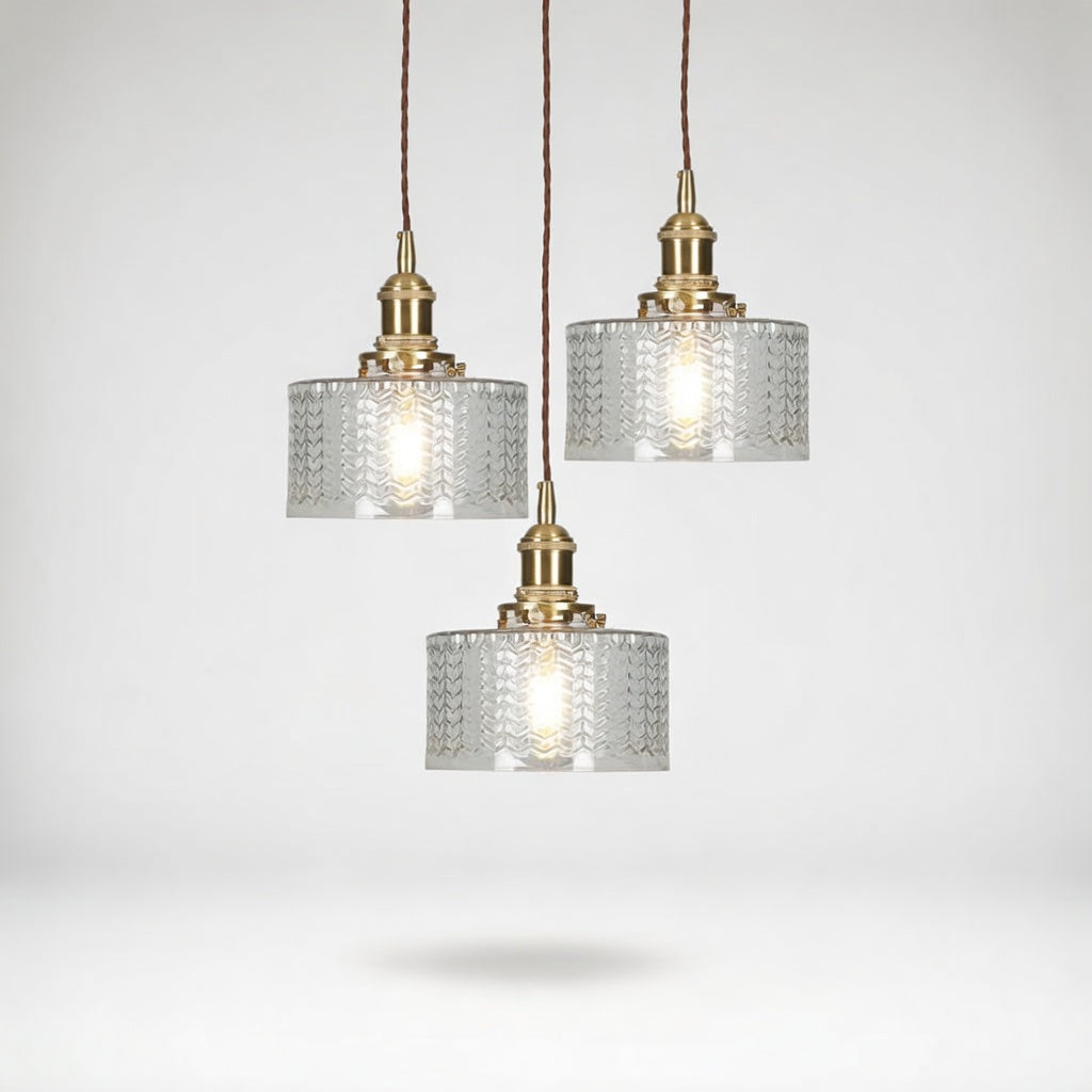 VerreNoble | Élégante Lampe Suspendue en Verre Vert et Laiton