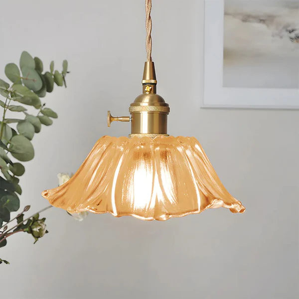 Fleurisence | Élégante Suspension Verre Rouge Pétales de Fleurs