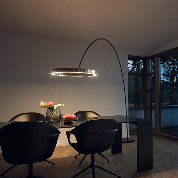 CircloArc | Élégant Lampadaire Design Noir et Or Avec Lumière LED Adjustable 6
