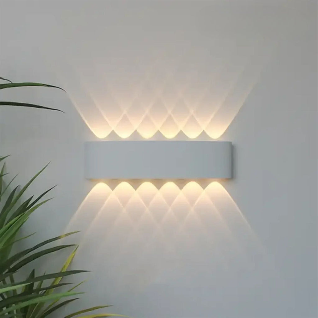 LuminaWall | Élégante Applique Murale Extérieure LED Design Résistante IP65 9